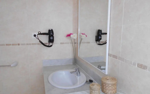 Realrent Costa Teguise Beach