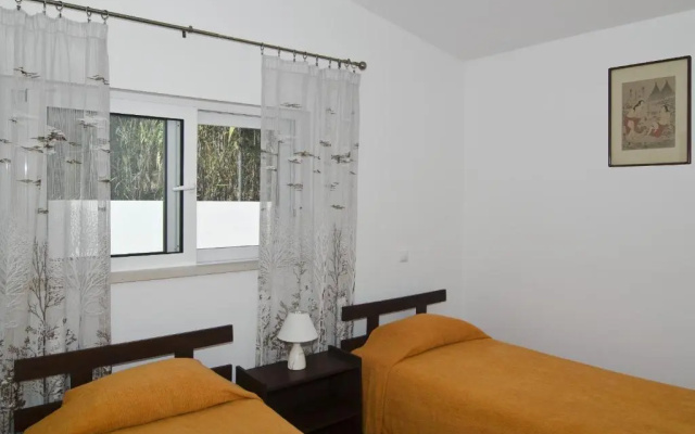 609 Villa Mariposa