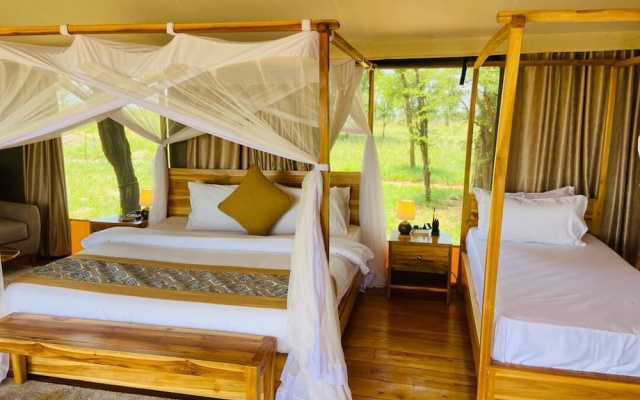 Wildlux Serengeti Camp