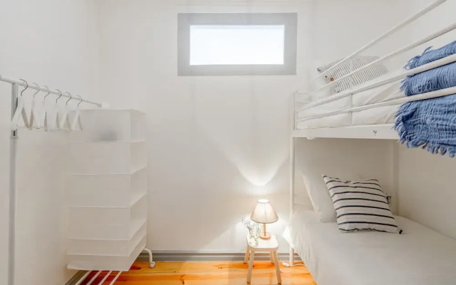 Alfama Spacious and Central Apartment, By TimeCooler