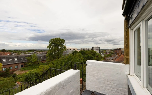 The Harrow Wonder - Modern 2bdr Flat With Parking