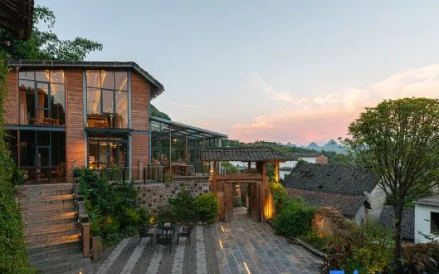 Yangshuo Xiaxiang yishanjing homestay