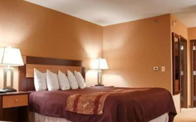 Best Western Crandon Inn & Suites