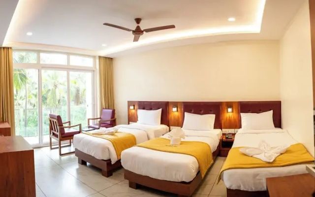 Hotel The Pearl Shine