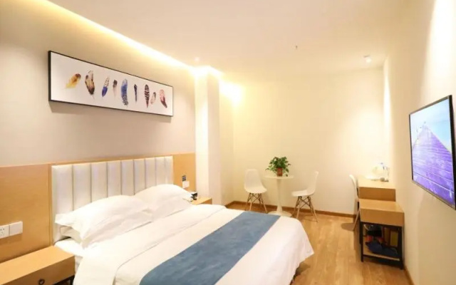 Shell Xinzheng Airport Port Huaxia Avenue Hotel