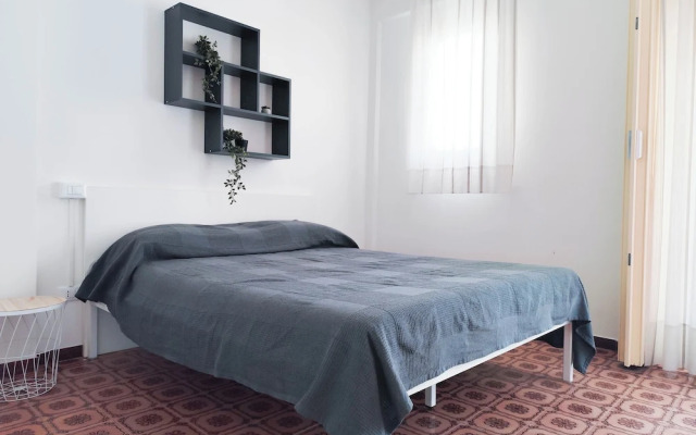 Studio With Balcony and Pool Access