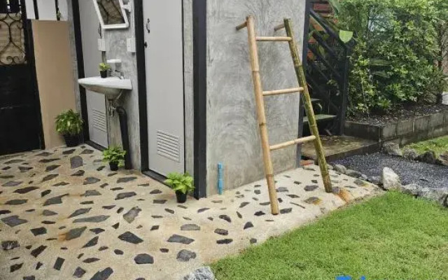 Long beach simple house