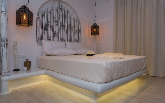 Naxian Lounge Villas