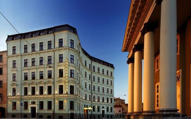Hanza hotel вид на фасад