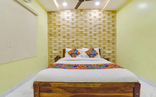 Fabexpress Rani Bagh