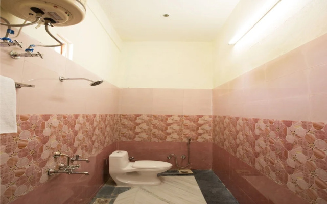 OYO 8681 Hotel Happy Homes