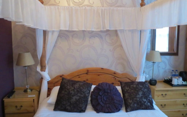 Trelawney Hotel
