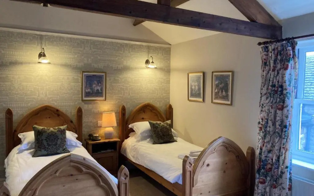 The Charles Bathurst Inn