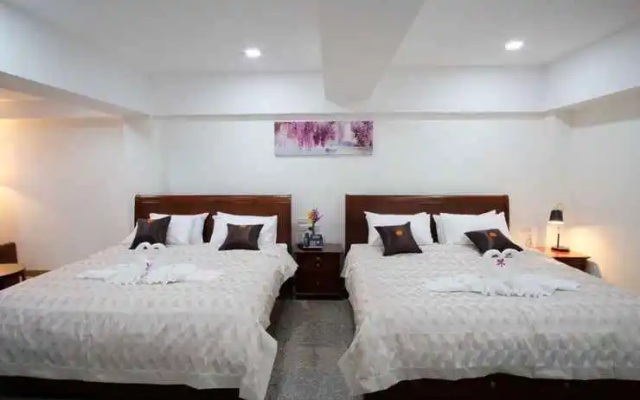 Cha Li's Family Hotel&Hostel