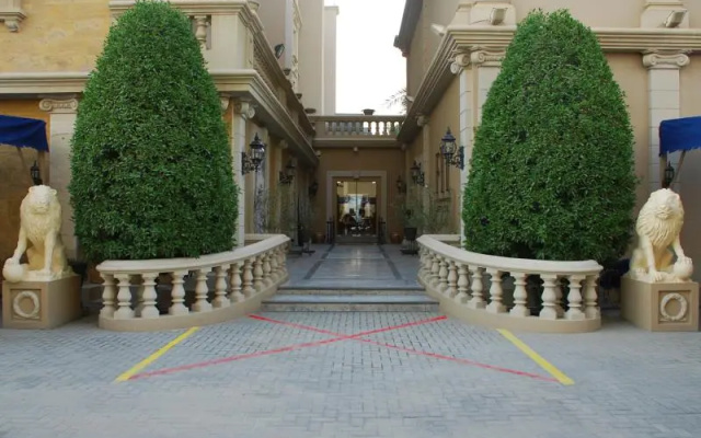 Riviera Palace Deluxe Suites