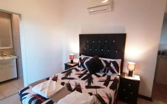 Palm View Guest House (Adults Only)