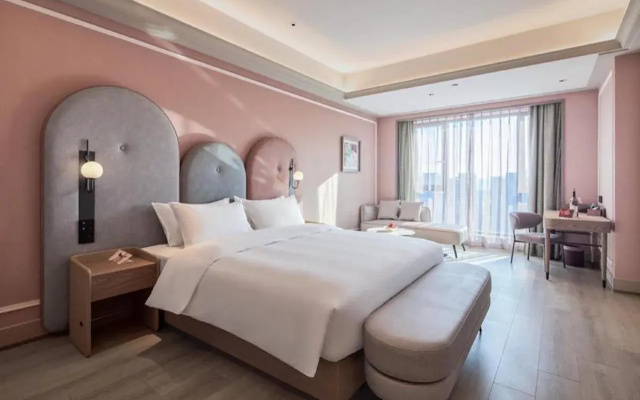 Mercure Yiwu International Trade City
