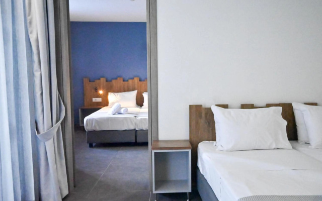 Pollis Hotel