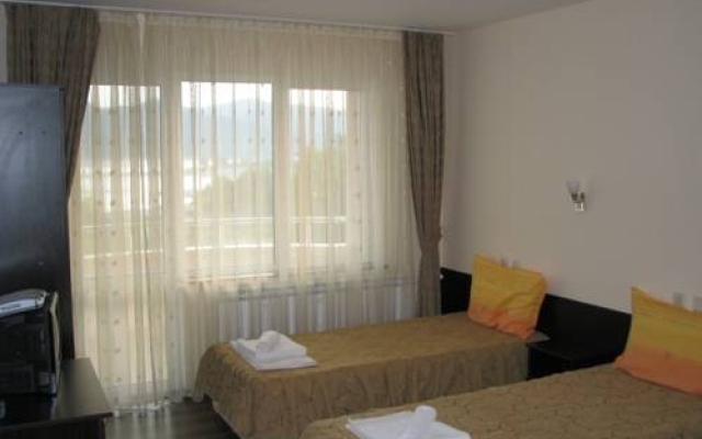 Family Hotel St. Konstantin Ардино комната для гостей