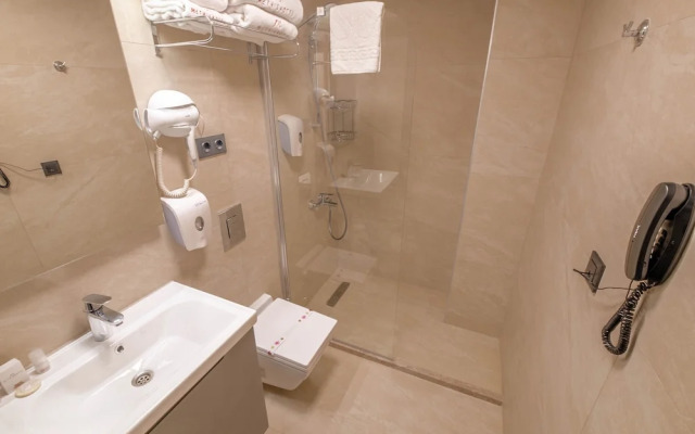 Methis Hotel