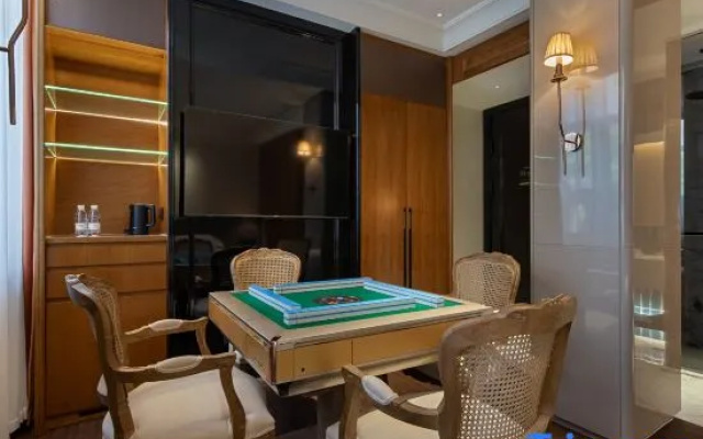Yu Lan Hotel