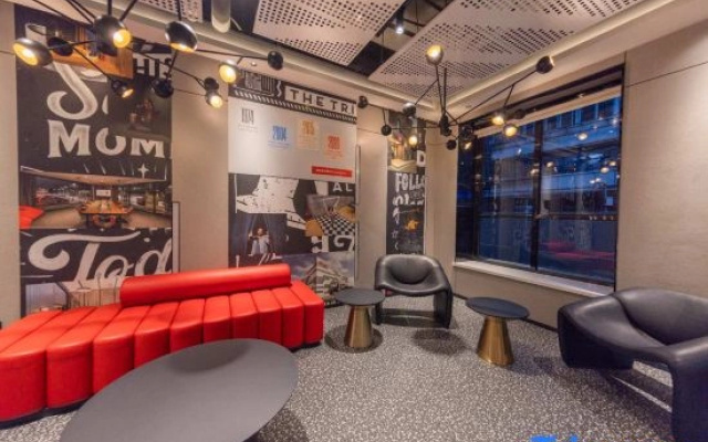 Ibis Hotel (Tianjin Olympic Sports Center Tianta Metro Station)