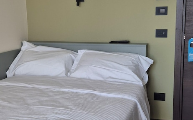 Hotel V7