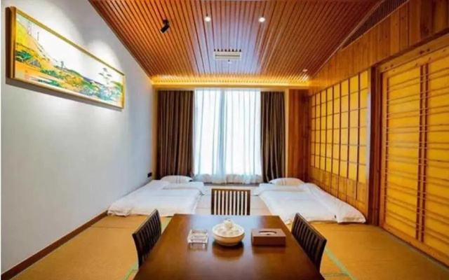Chaozhou Taian Tang Ruiting Western Suburb Hot Spring Hotel