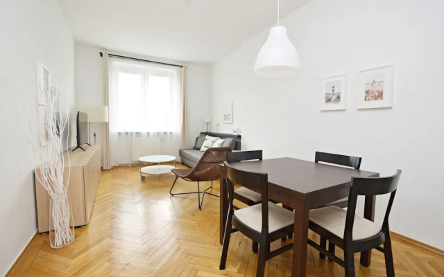 Lighthouse by 3City Rentals