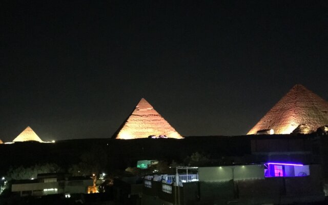 Sunshine Pyramids View Inn 2