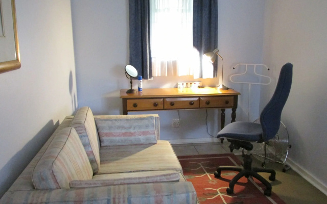 Acacia House Executive Suite