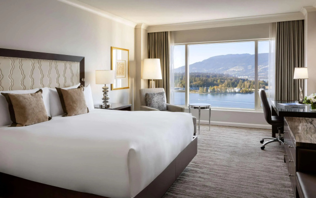 Fairmont Waterfront
