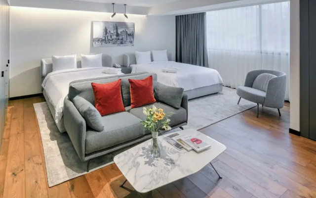 Amberes 64, an Ascend Collection Hotel