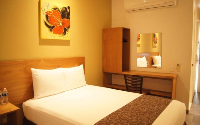 AM Hotel & Plaza