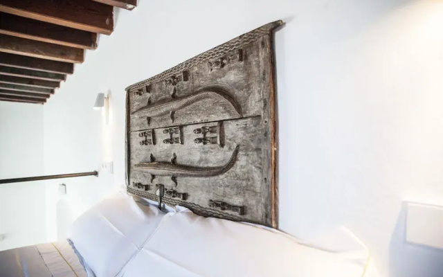 La Casa Amarilla Rooms & Suites