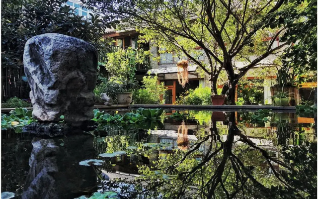 The Dali Commune