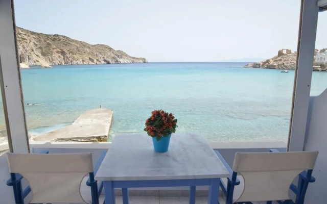 Erginas Boat House