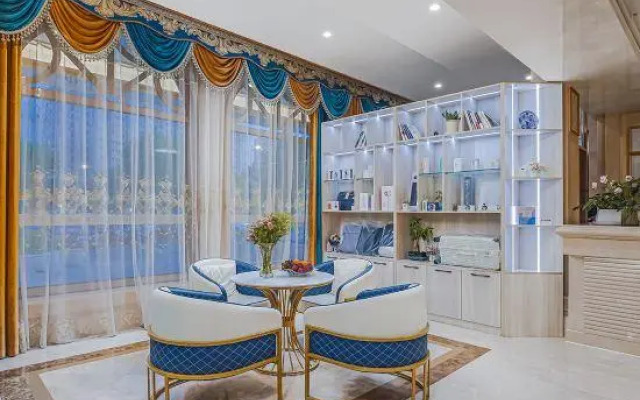 Vienna International Hotel (Tianjin Ling'ao)