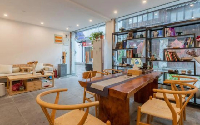 Tongli Pushe Riverside River View Homestay