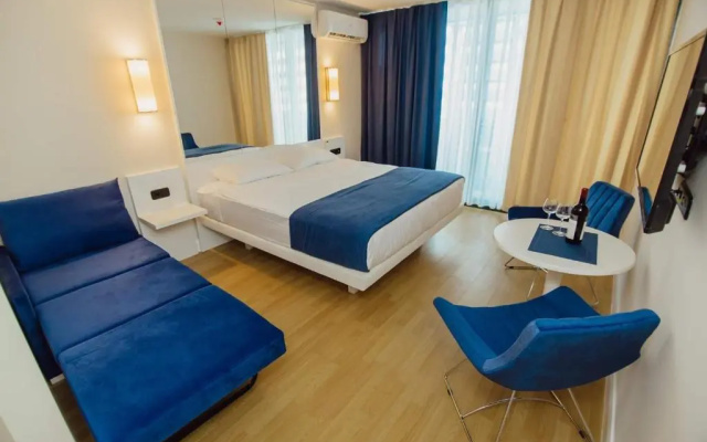Nuage - 1st Line Sea View Apartments