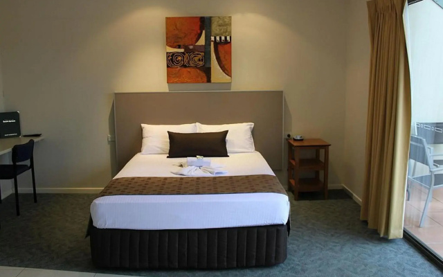 Emerald Executive Apartments