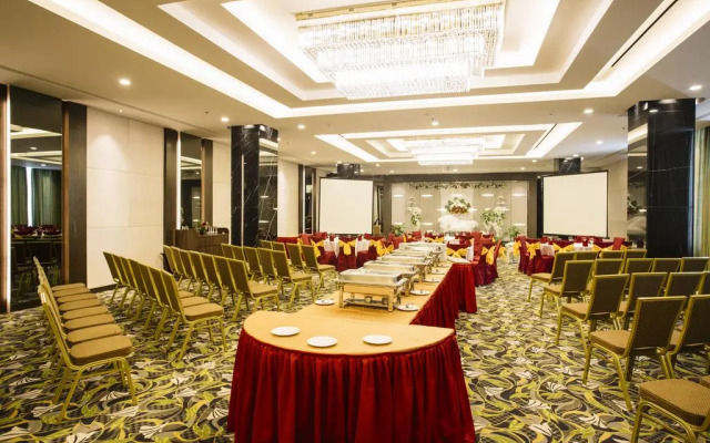 Grand TW Batam Center Hotel & Convention