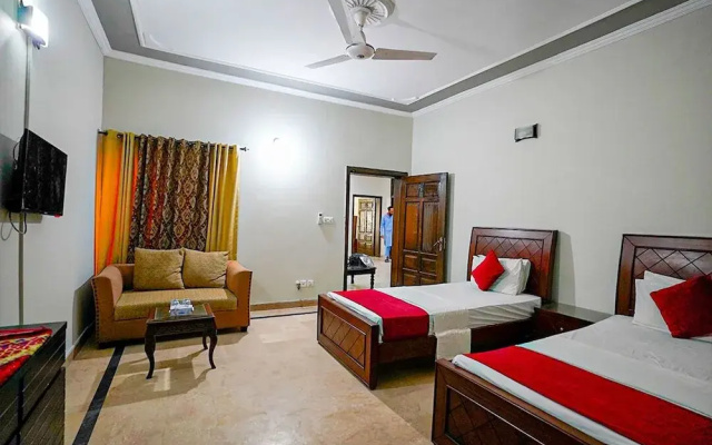 Capri Inn Guest House