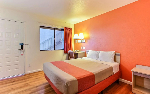 Motel 6 Fremont, CA - South