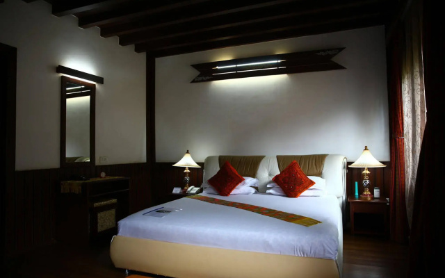 Tashi Namgay Resort