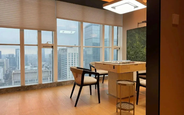 Отель Joya Chengdu Taikoo Li Ifs