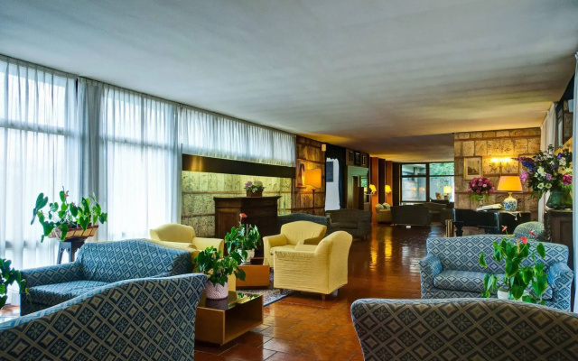 Garden Hotel