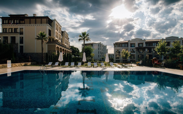 Green Life Apartments Sozopol