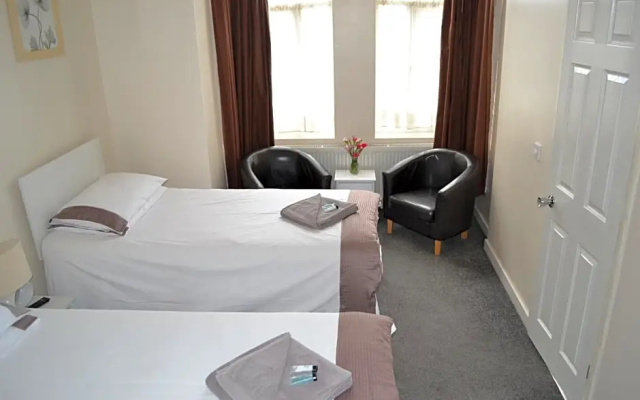 Annies Guest House