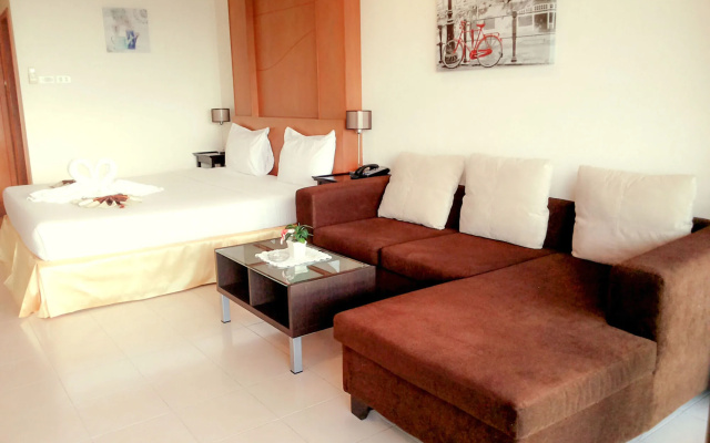 Seaview Sriracha Hotel